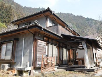 檜原村田舎カフェ 月見かえる